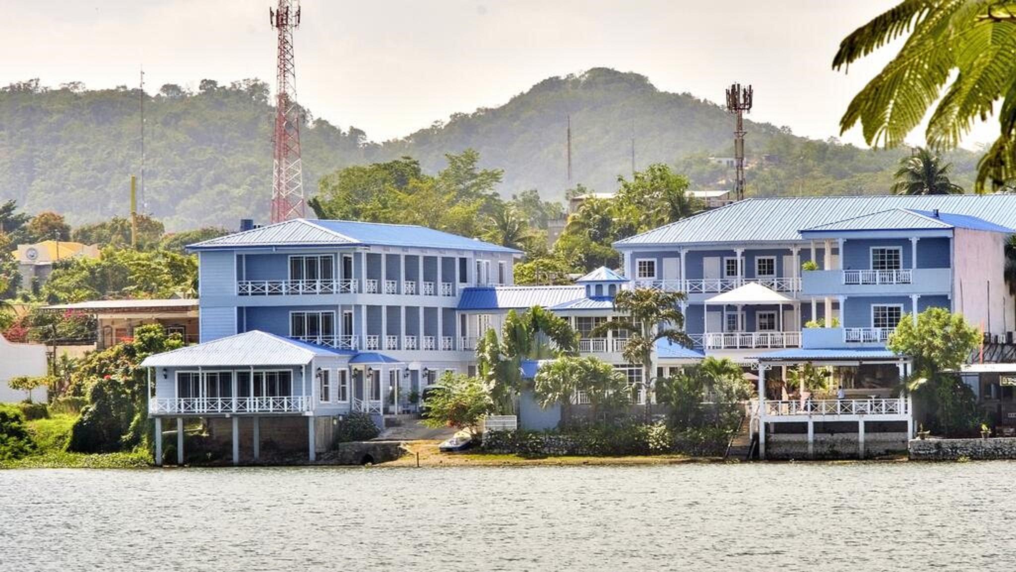 Hotel Casona Del Lago Flores Exterior foto